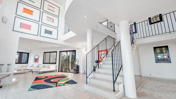 Vente Maison contemporaine Grimaud 8 Pièces 320 m²