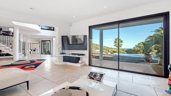 Vente Maison contemporaine Grimaud 8 Pièces 320 m²