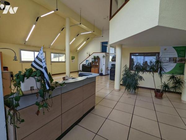 Immeuble de 590 m² avec Fort Potentiel en Centre-Ville de GOURIN