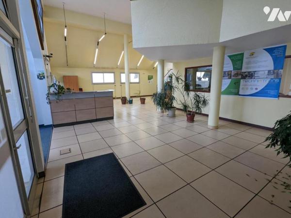 Immeuble de 590 m² avec Fort Potentiel en Centre-Ville de GOURIN