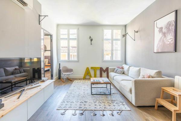Appartement à vendre    3 pièces • 82,10 m2 Aix-en-Provence