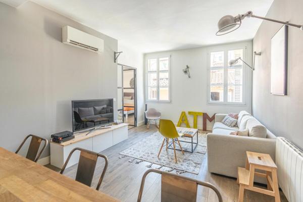 Appartement à vendre    3 pièces • 82,10 m2 Aix-en-Provence