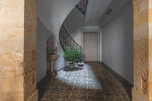 Appartement à vendre    3 pièces • 82,10 m2 Aix-en-Provence