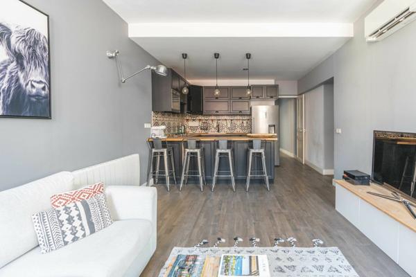 Appartement à vendre    3 pièces • 82,10 m2 Aix-en-Provence