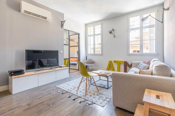 Appartement à vendre    3 pièces • 82,10 m2 Aix-en-Provence
