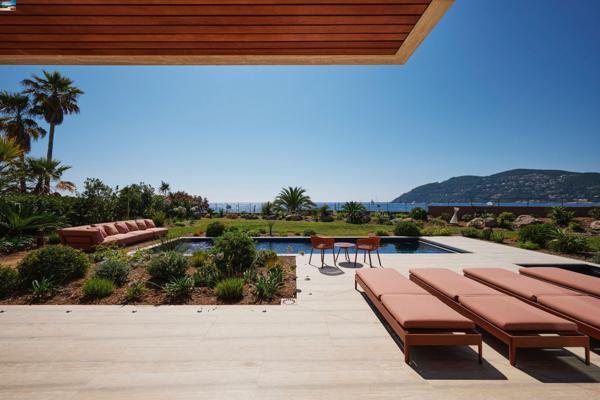 Vente Maison contemporaine Mandelieu-la-Napoule 10 Pièces 500 m²