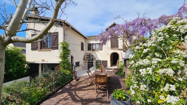 Maison à vendre à Sartrouville - 5 pièces, 3 chambres
