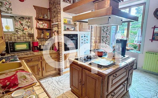 Maison à vendre    5 pièces •  Bourbonne-les-Bains