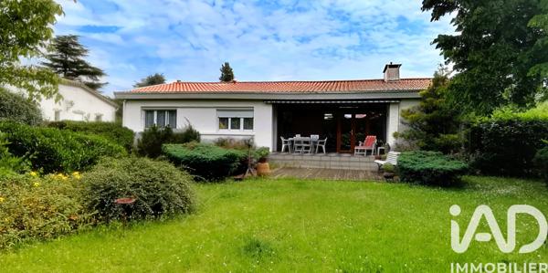 Maison à vendre 7 pièces 154 m² Mérignac