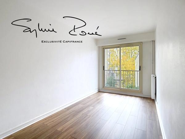 Appartement à vendre 3 pièces PARIS 20EME ARRONDISSEMENT (75) avec balcon cave et parking