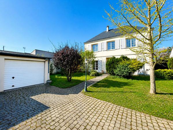 Maison Conflans Sainte Honorine 7 pièce(s) 177 m2 660 000 € **  - Référence  8208