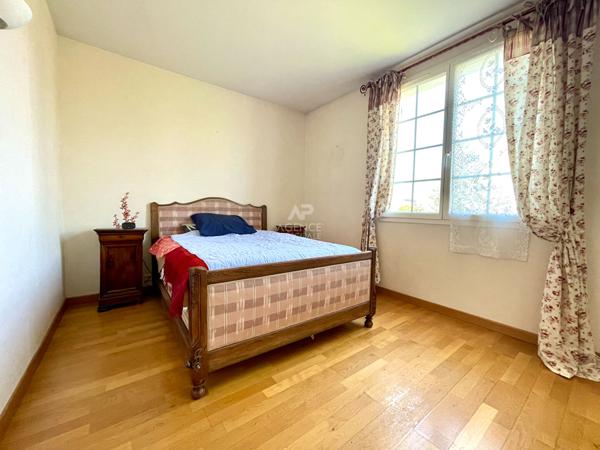Maison Conflans Sainte Honorine 7 pièce(s) 177 m2 660 000 € **  - Référence  8208