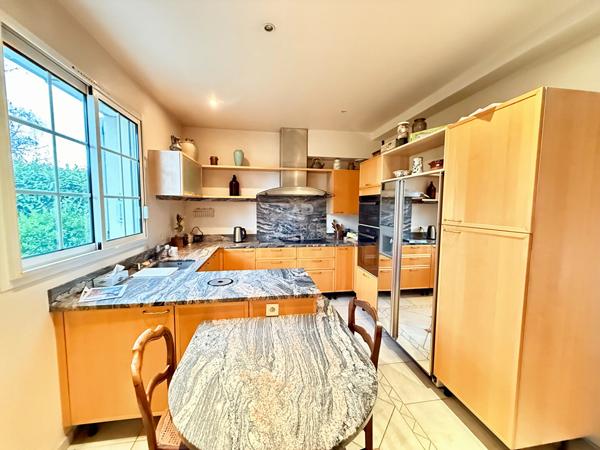 Maison Conflans Sainte Honorine 7 pièce(s) 177 m2 660 000 € **  - Référence  8208