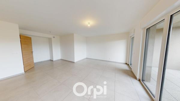 Appartement à louer    3 pièces •  Mont-Saint-Martin