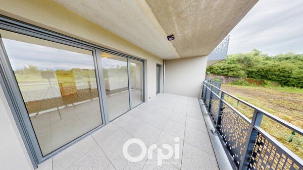 Appartement à louer    3 pièces •  Mont-Saint-Martin