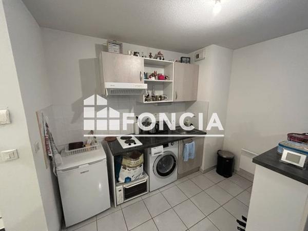 Location Appartement 2 pièces 37.2 m² - 95 RUE BOUTIERS Cognac 16100