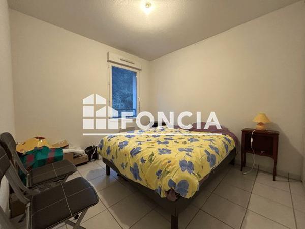 Location Appartement 2 pièces 37.2 m² - 95 RUE BOUTIERS Cognac 16100