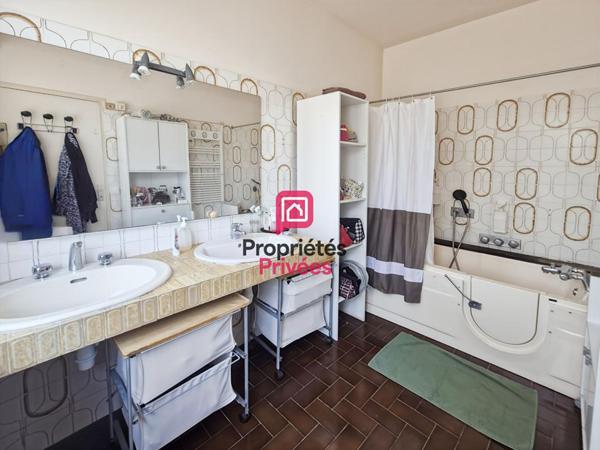 LE TEICH - 183 m² + 1 825 m² de terrain | Maison familiale à potentiel