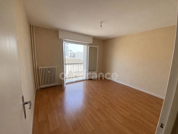 Appartement Lumineux à vendre Centre ville de SAINT DIZIER (52)