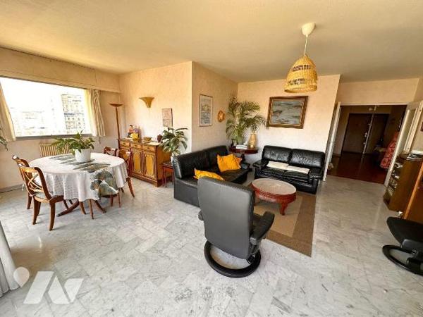 A VENDRE TOULON - VAR - 83000 - QUARTIER LA RODE - SPACIEUX T5 116 M2 + CAVE ET PARKING  - "L'O...