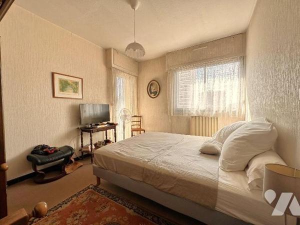 A VENDRE TOULON - VAR - 83000 - QUARTIER LA RODE - SPACIEUX T5 116 M2 + CAVE ET PARKING  - "L'O...