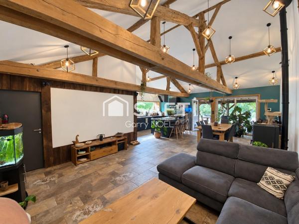 Maison de 136m² 3 chambres avec 4 hectares et atelier.