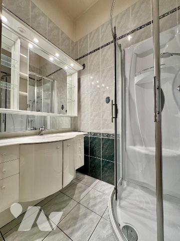 À vendre – Appartement de caractère T4 dans l’hyper-centre de Nantes