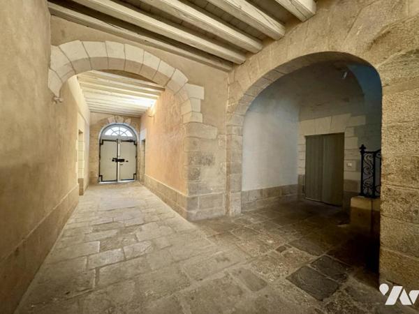 À vendre – Appartement de caractère T4 dans l’hyper-centre de Nantes