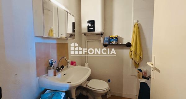 À vendre Studio 31.74 m² - Poitiers 86000