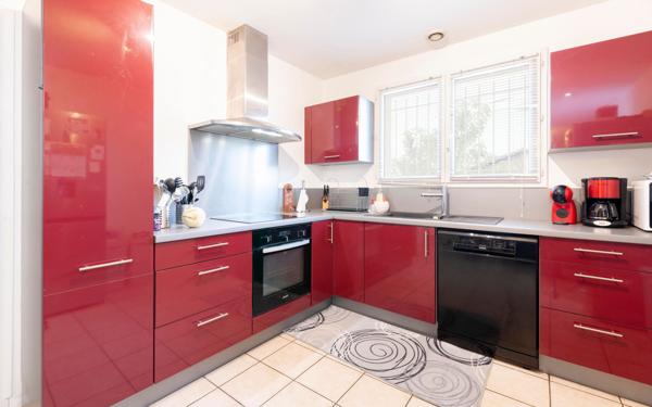 Maison à vendre    6 pièces •  Saint-Perdon