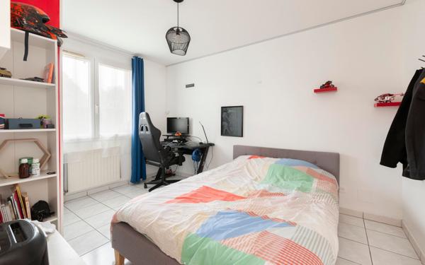 Maison à vendre    6 pièces •  Saint-Perdon