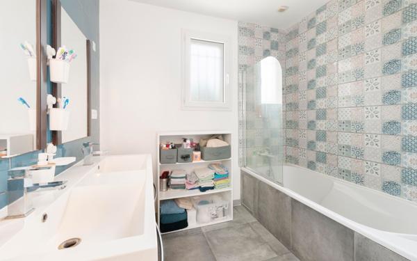 Maison à vendre    6 pièces •  Saint-Perdon