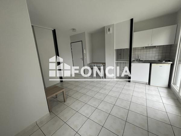 Location Studio 21.79 m² - 18 AVENUE PIERRE MASSE Pau 64000