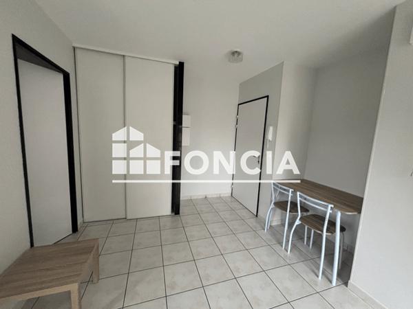 Location Studio 21.79 m² - 18 AVENUE PIERRE MASSE Pau 64000