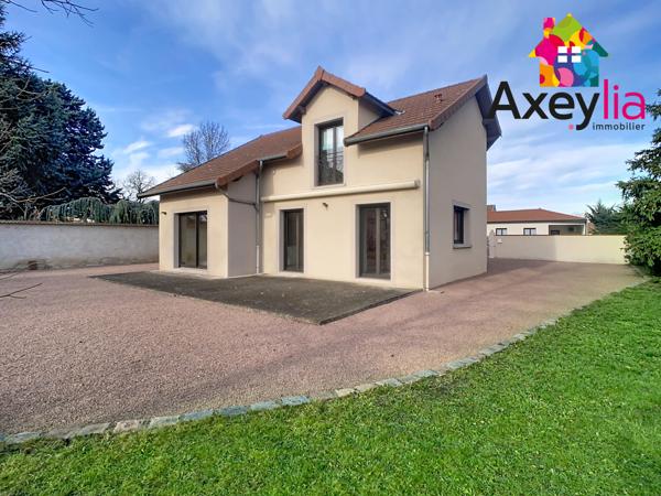 Riorges (42153) A VENDRE- RIORGES- MAISON DE CARACTÈRE AVEC EXTENSION SUR TERRAIN DE 996 M2 AVEC PUITS