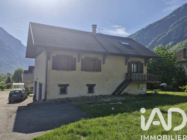 Maison à vendre 6 pièces 128 m² Saint-Jean-de-Maurienne
