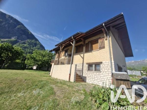 Maison à vendre 6 pièces 128 m² Saint-Jean-de-Maurienne