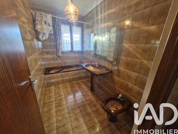 Maison à vendre 6 pièces 128 m² Saint-Jean-de-Maurienne