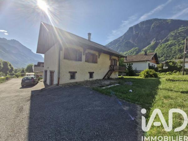 Maison à vendre 6 pièces 128 m² Saint-Jean-de-Maurienne