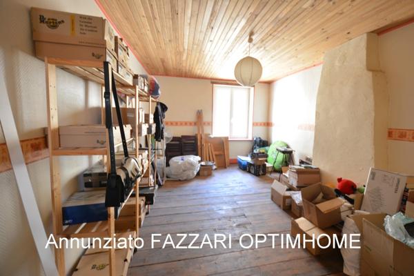 🏡 Maison de ville à vendre à Stenay (55700) – 3 chambres, terrasse, cave – Proche Belgique et Luxembourg