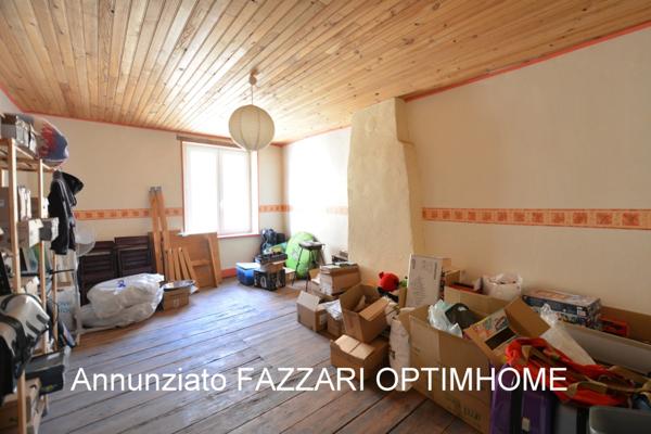 🏡 Maison de ville à vendre à Stenay (55700) – 3 chambres, terrasse, cave – Proche Belgique et Luxembourg