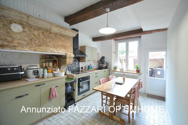 🏡 Maison de ville à vendre à Stenay (55700) – 3 chambres, terrasse, cave – Proche Belgique et Luxembourg