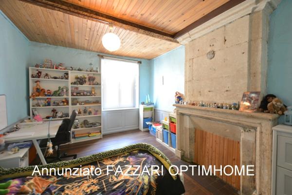 🏡 Maison de ville à vendre à Stenay (55700) – 3 chambres, terrasse, cave – Proche Belgique et Luxembourg