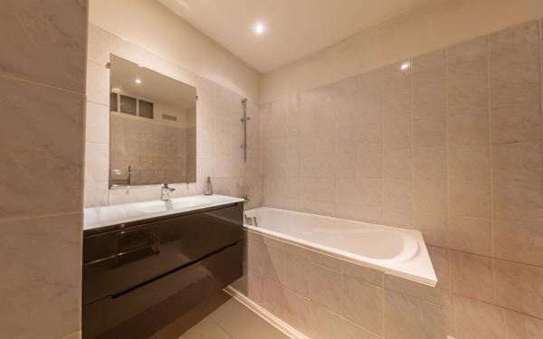 Appartement à vendre    3 pièces • 78,06 m2 La Rochelle