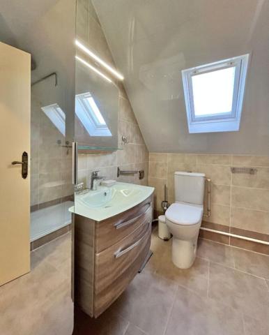 Maison : 6 pièce(s) 100 m2 - Terrain 610m² - Garage