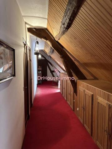 Maison à vendre 9 pièces de 207 m²