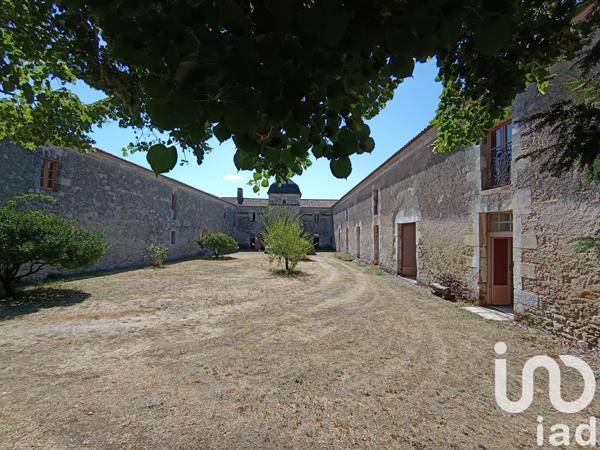 Maison à vendre 5 pièces 400 m² Saint-Michel-en-l'Herm