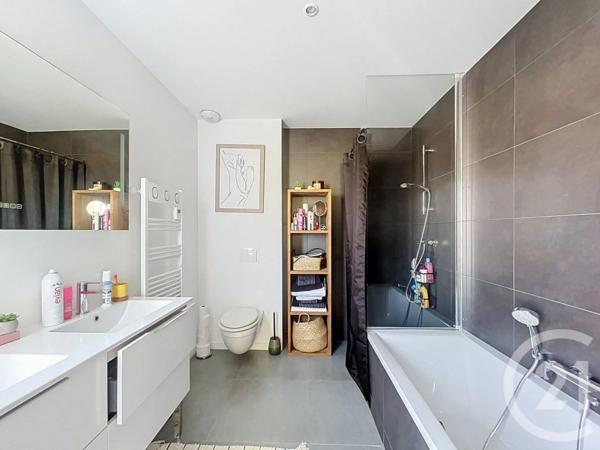 Maison à vendre  3 pièces - 72,43 m 2   GUJAN MESTRAS  - 33