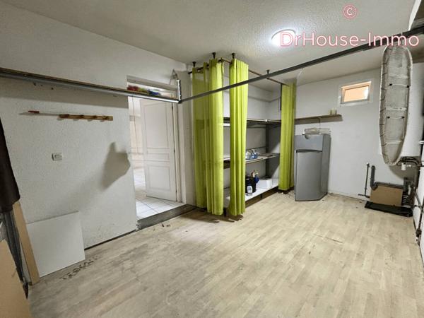 Maison à vendre 4 pièces de 383 m²
