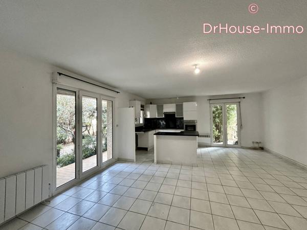 Maison à vendre 4 pièces de 383 m²